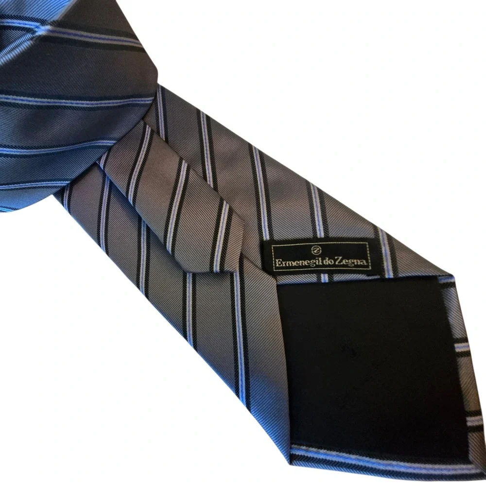 Ermenegildo Zegna Mens Silk Tie Grey Blue Black Diagonal Stripe Made in Italy